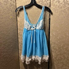 Victoria's Secret Y2K Aqua Ivory Lace Tiered Baby Doll Nightgown Size Small S
