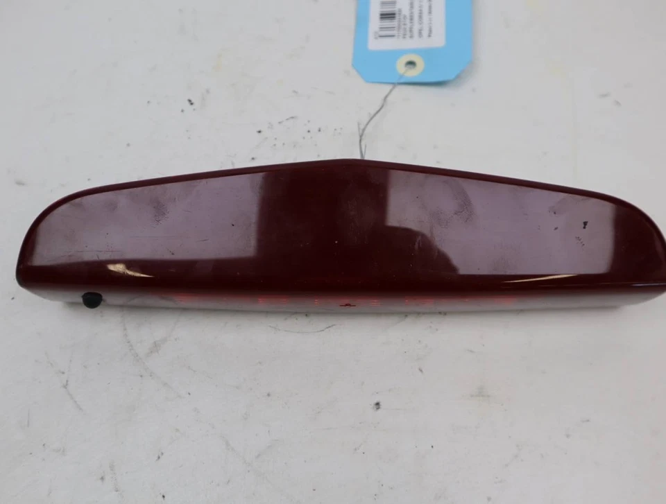 Feux stop supplementaire occasion OPEL CORSA IV Phase 2 - 1.4 TWINPORT 100ch - - Imagen 2 de 4