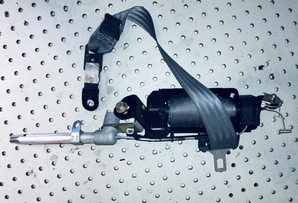 Volvo S70 V70 XC 1998-2000 pasajero delantero derecho diestro cinturón retractor fabricante de equipos originales Foto 3 de 3