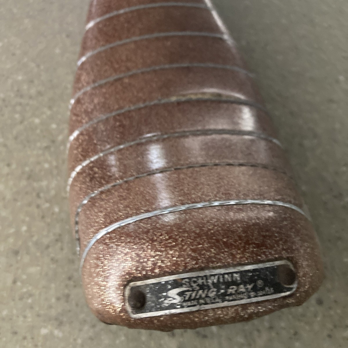 Vintage Schwinn Approved Stingray Silver Rope Banana Seat Fastback