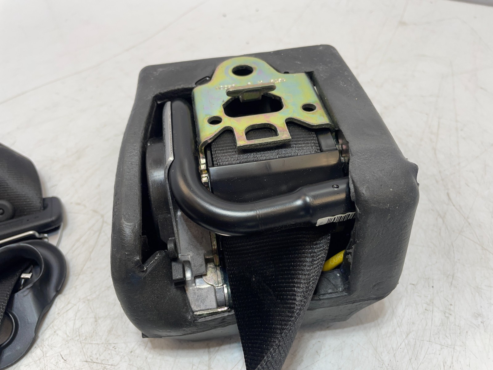 ✅ 12-18 OEM Bentley Continental GT Rear Left Driver Side Seat Belt Retractor