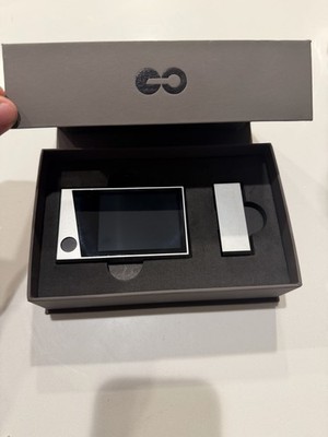 Keevo Crypto Hardware Wallet w/ Box & Accessories - Untested Locked