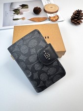 COACH Medium Corner Zip Wallet in Signature Canvas Cha/Blk CW786 outlet