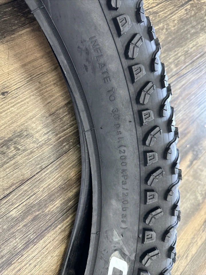 Neumático CST ROLY POLY FAT 26x4,8 60TPI 30PSI Foto 3 de 4