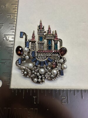 Whimsicle Castle Colored Rhinestone & Pearls Pin Brooch Gold J-909