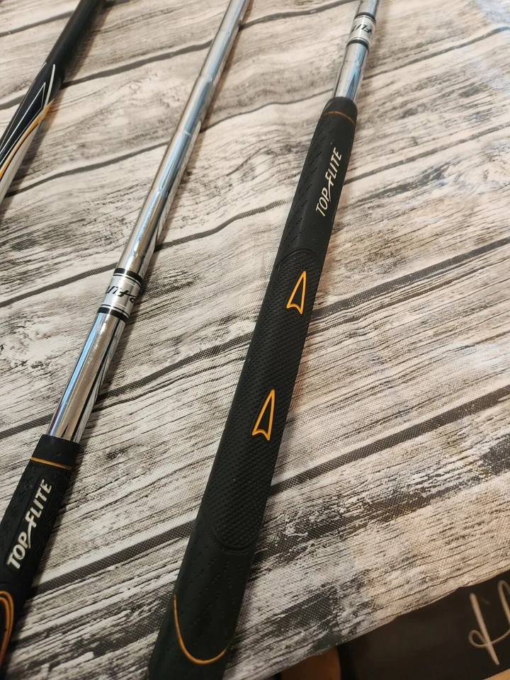 TOP FLITE XL VARSITY 3W Graphite) 3 +4 Hybrids And Putter 4 Pcs. RH - Image 3 of 4