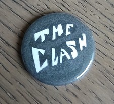 The Clash Pin Badge 25mm / 1 inch Vintage Repro Iconic Punk