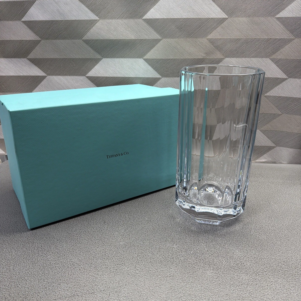 値下げ Tiffany & Co. 八角形ガラス花瓶 Tiffany & Co. Glass Vase