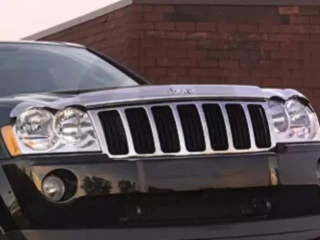 Deflector de aire delantero original Mopar 82209027AC Foto 2 de 2