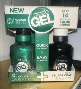 Sally Hansen Miracle Gel, Nail Polish. 350 “Style Maker” Green + Top Coat Duo