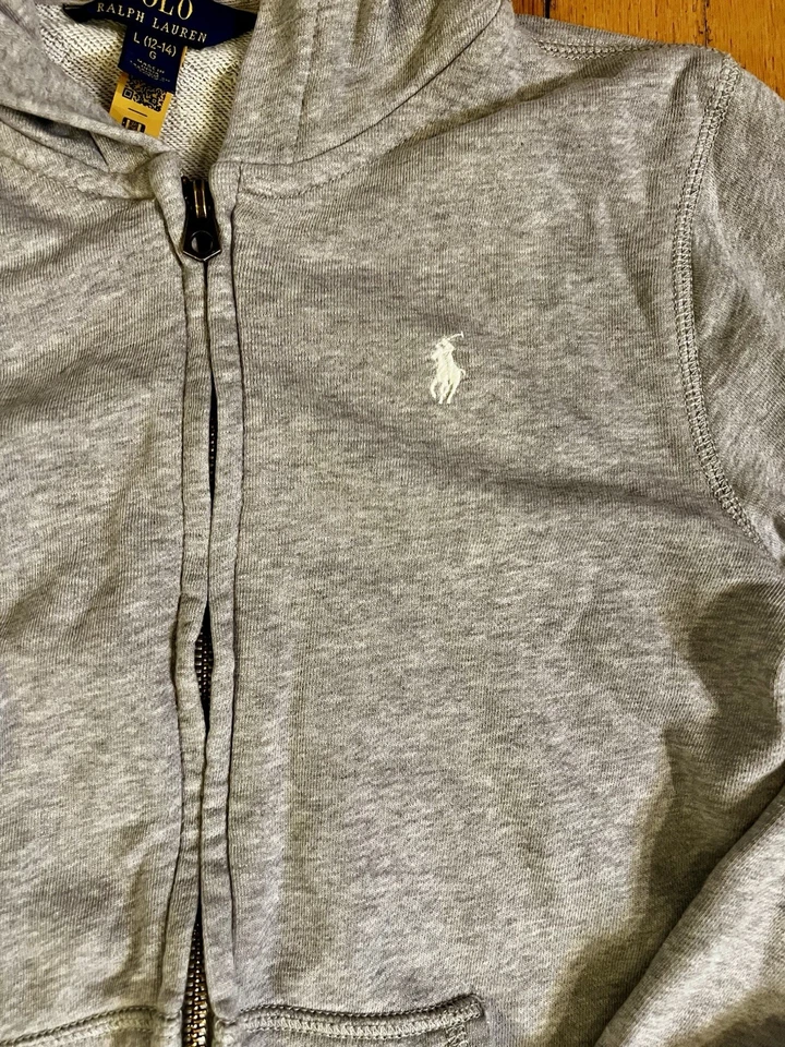 Suéter Polo Ralph Lauren cinza com capuz juvenil 12/14 L branco pônei zíper completo - Imagem 3 de 4