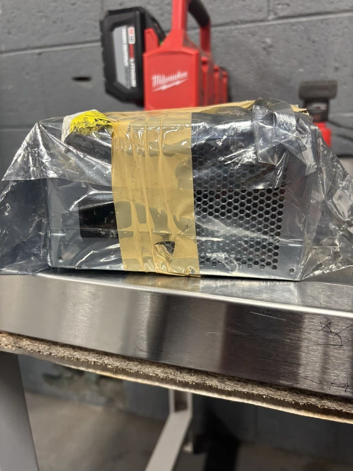 Fujitsu Switching Power Supply PSU 300W DPS-300AB-56 A NEW OPEN BOX - Image 3 of 3