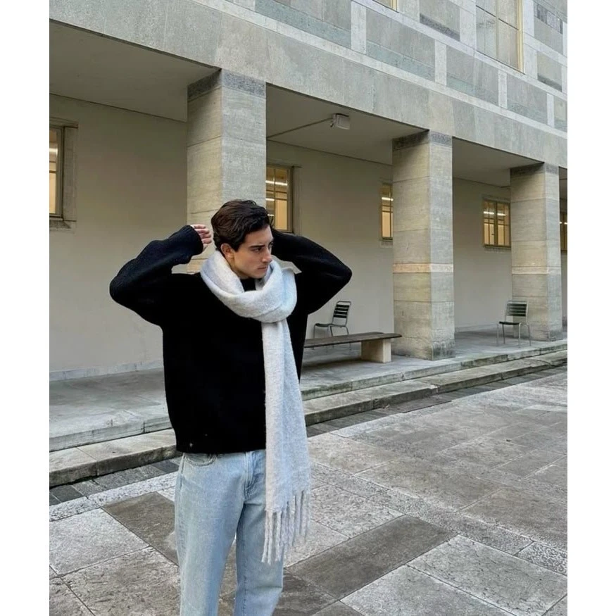 Alexander McQueen Oversized Graffiti Logo Scarf Ivory Silver Wool Silk NWT Rare - Image 4 of 4