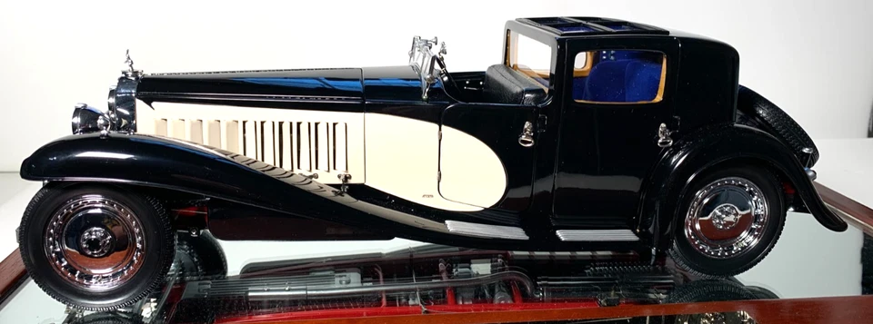 Bauer 1931 Bugatti Royale Coupe de Ville Chassis# 41100 scale 1:12 INV# 4887 - Image 4 of 4
