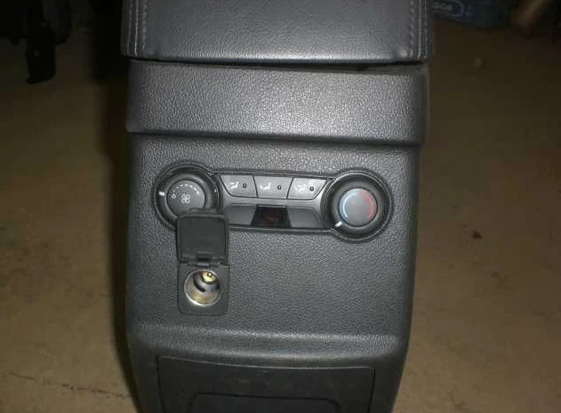 Ford Explorer 2011-2015 piso delantero consola central XLT Select Shift negro Foto 4 de 4