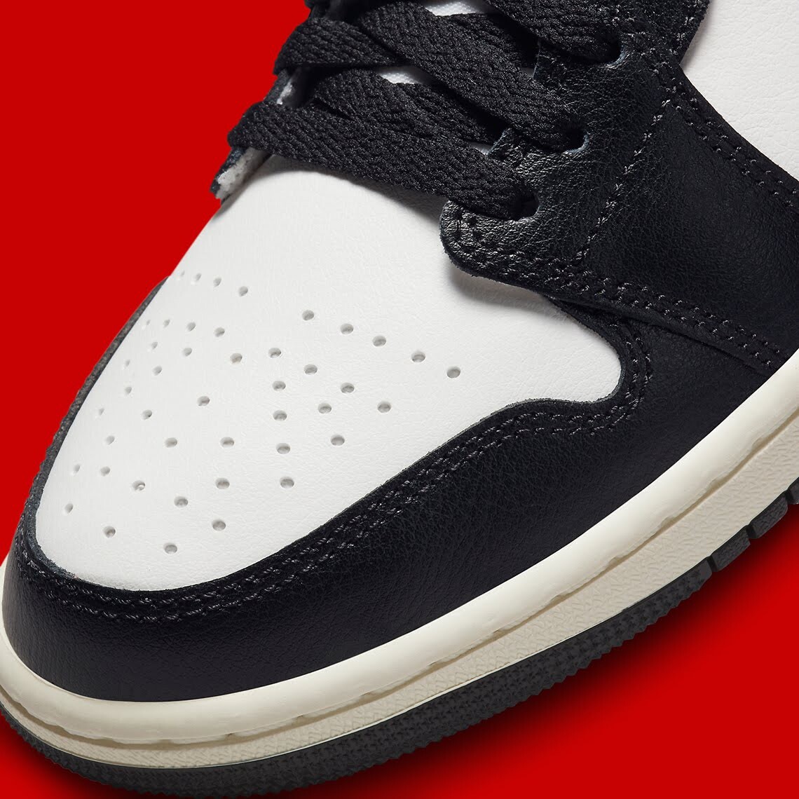 Nike Air Jordan 1 Mid White Black Red Panda Shoes BQ6472-061