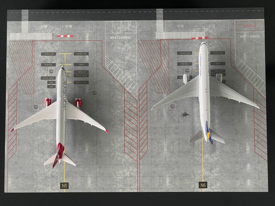 1:400 Diorama "2er Parking Lot" Parkposition Airport Flughafen . z.B. für Herpa