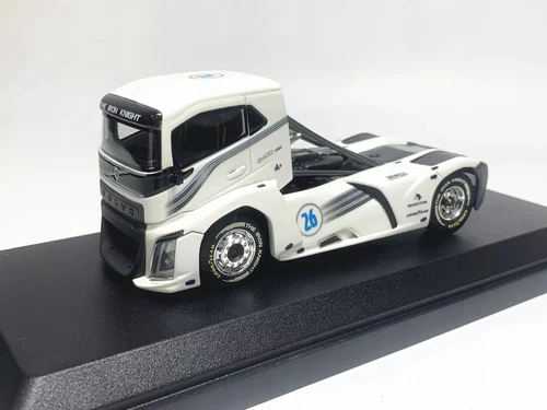 TEKNO 1:50 VOLVO High Quality The Iron KNIGHT #26 Truck Racing Model Car-Resin - Picture 2 of 10