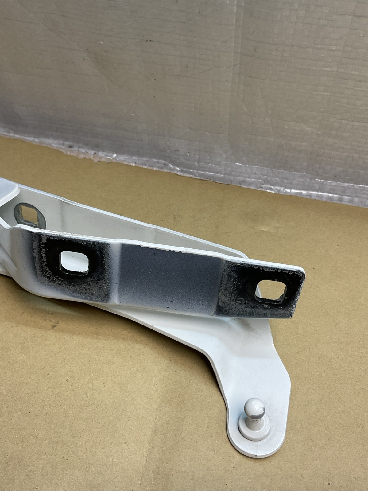 14-24 Maserati Ghibli Left & Right Hood Hinges Support Bracket Pair White OEM