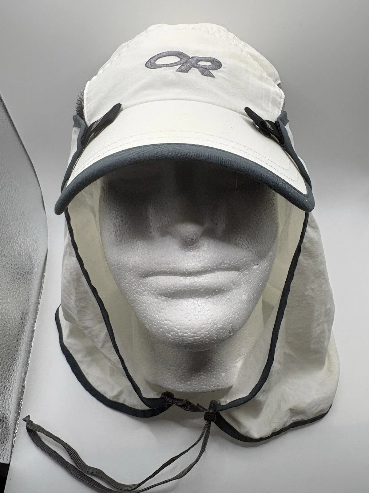 Outdoor Research UPF 30+ Sun Hat XL Snap Neck Gaiter Cap Hiking Fishing
Opens in a new window or tab