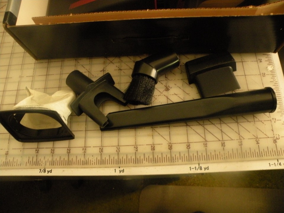 Black & Decker Car VAC Plus Model 9511 12 Volt Vacuum NEW IN BOX eBay