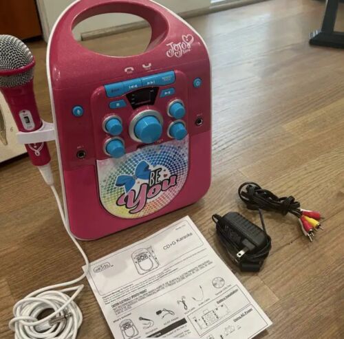 JoJo Siwa CD+G Karaoke Machine, comes with microphone, CD, and instructions - Picture 2 of 6