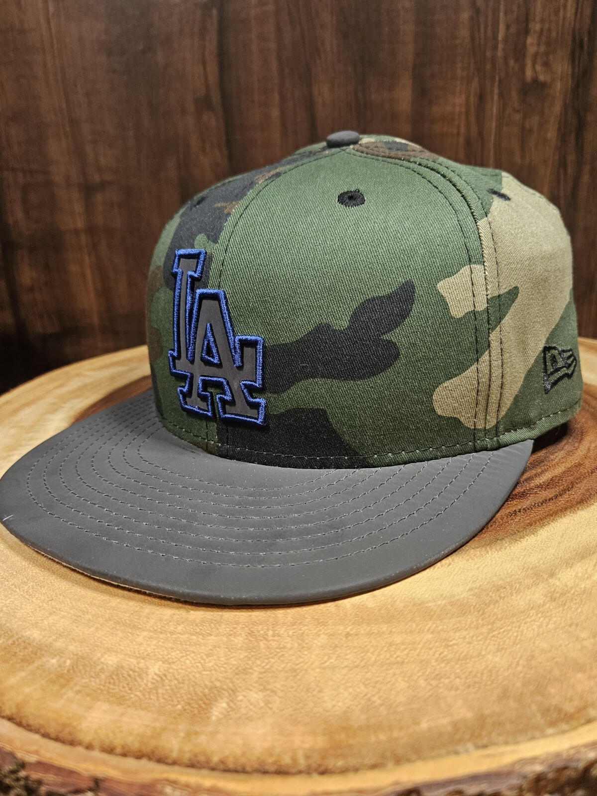 Los Angeles Dodgers New Era Camo 59Fifty Fitted Cap Size 7 5/8 MLB