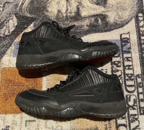 Air Jordan 11 XI IE Retro Low 'Black 