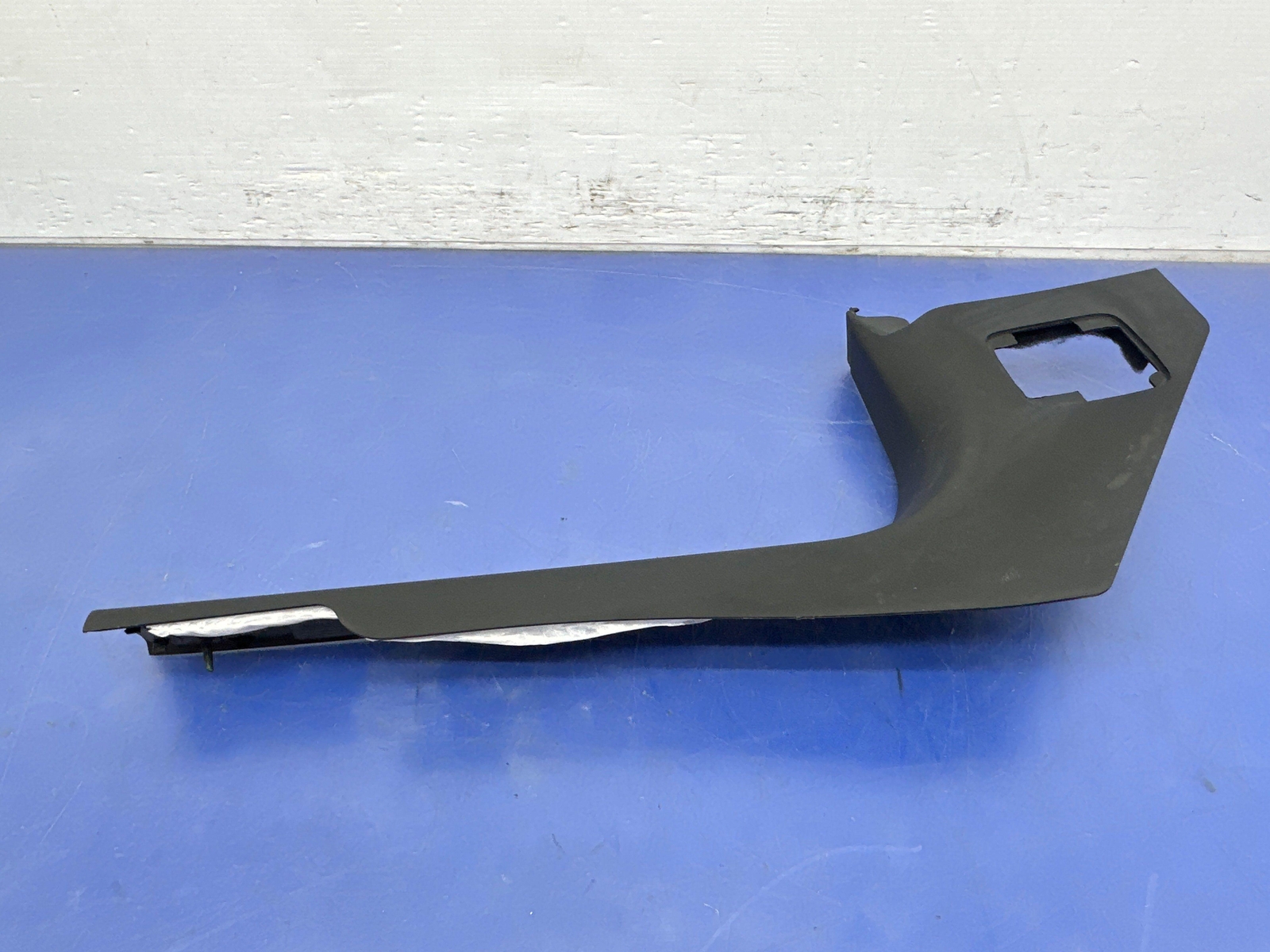 2017-2020 MASERATI LEVANTE M161 OEM FRONT DOOR SCUFF SILL PLATE SET
