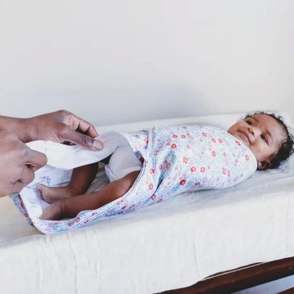 Paquete de 3 envolturas de envolturas de cuento de hadas Aden & Anais paquete saco de dormir 0-3 meses Foto 4 de 4