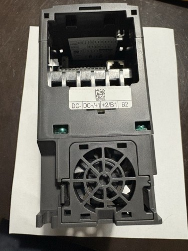 VFD3A0MS53ANSAA Delta MS300 Delta Electronics 2Hp (HD 3A) / 3Hp (ND 3.6A) 575VAC - Foto 10 di 13