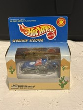 Vintage 1999 Hot Wheels JC Whitney Red SCORCHIN' SCOOTER