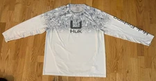 HUK Performance Fishing Shirt Men’s 2XL Long Sleeve Camo T Shirt Gray Stretch