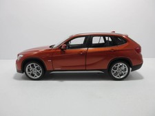 KYOSHO 1/18  BMW X1 xDRIVE28i VALENCIA ORANGE 152618