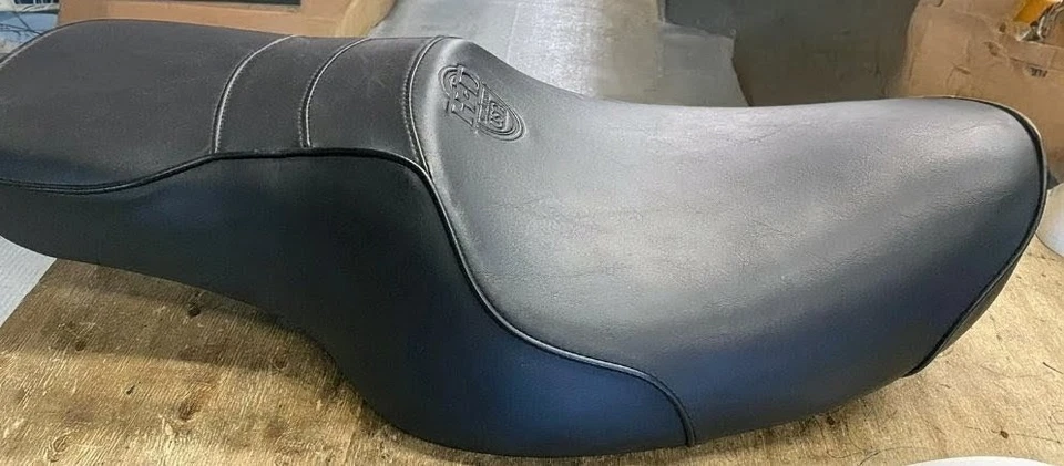 Genuine Harley Davidson FXD Dyna Super Glide FXDL 1996-03 OEM Seat - Image 3 of 3