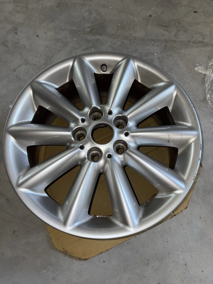 1x Original Mini Clubman F54 17 Zoll Styling Vent Spoke 518 7,5J ET54 6856045 - Bild 2 von 4