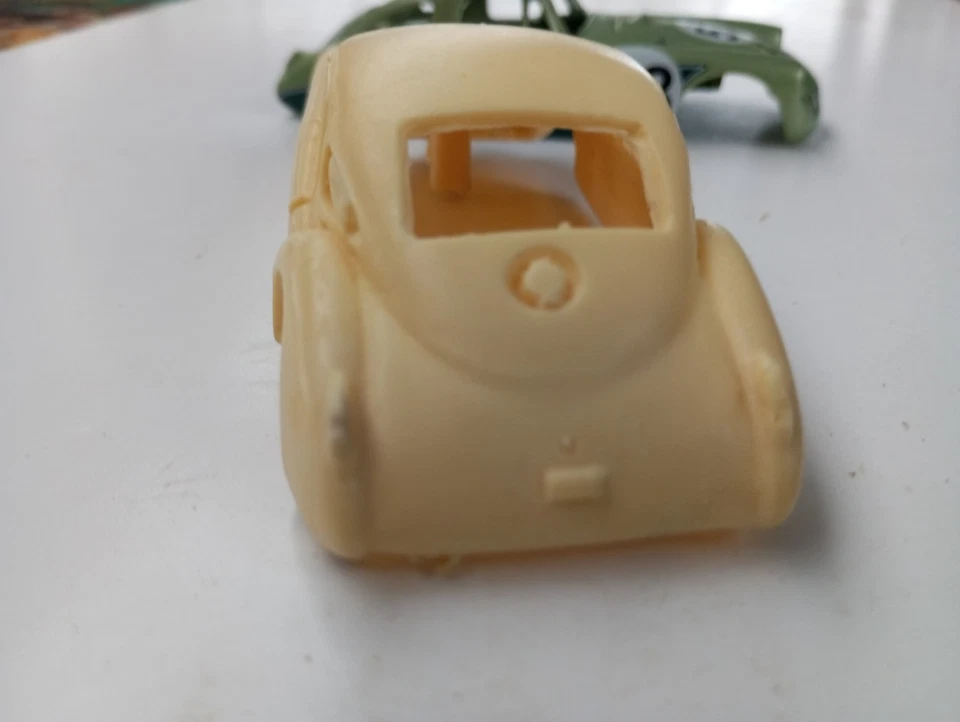 MG LE MANS 1961 RESINA KBR 1/32 - Imagen 4 de 4