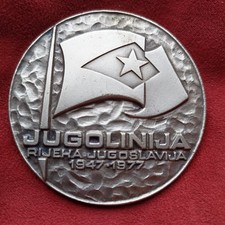 Médaille commémorative en étain signée Bertoni - Milano