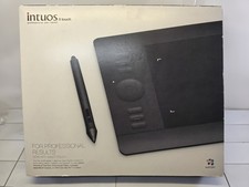 Wacom PTH-650 Intuos 5 Medium Professional Pen Touch Tablet