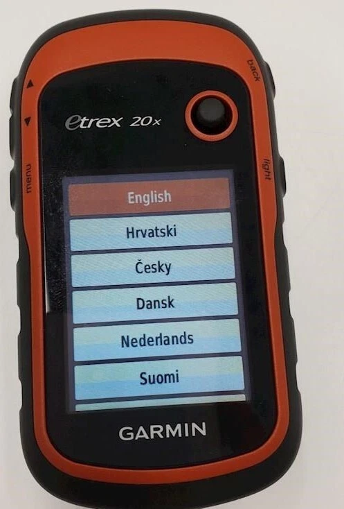 New Garmin eTrex 20x 2.2" GPS Bundle +case, 100K Topo U.S microSD Card - Image 2 of 4