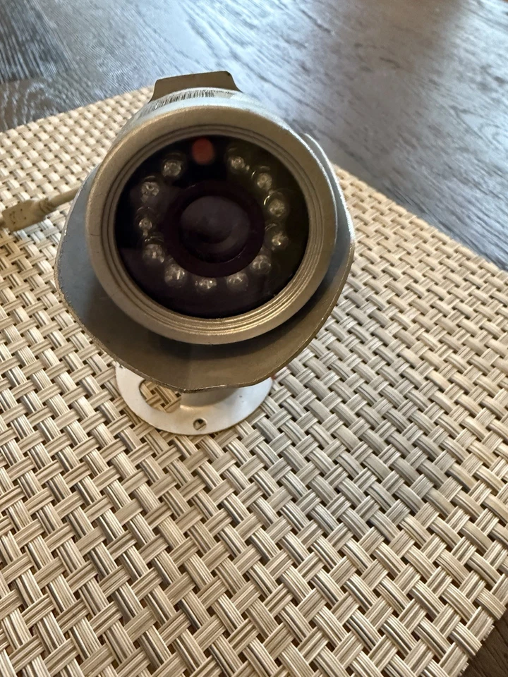 Bosch LTCMR819 Outdoor CCTV Security Camera 3.6mm Lens Analog CCD – Untested - Image 2 of 4