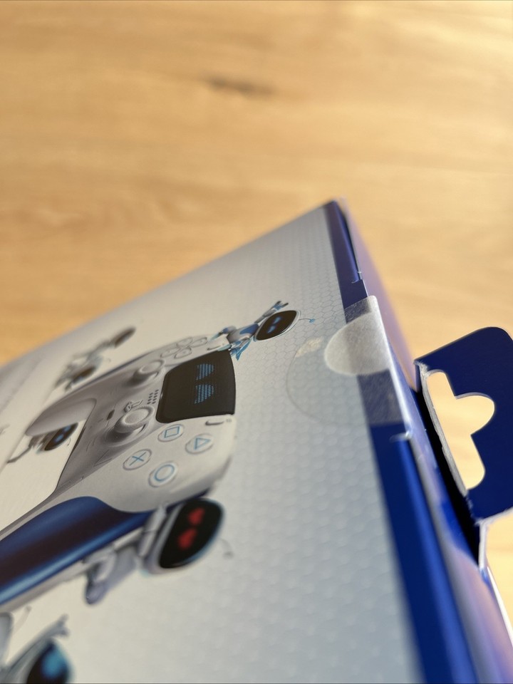 La nouvelle manette PS5 Astro Bot est sacrément mignonne