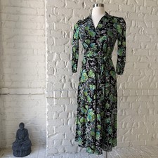 DVF Diane von Furstenberg Phoenix Wrap Dress Size S 100% Nylon Green Floral