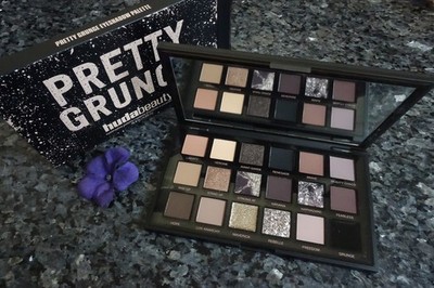 HUDA beauty pretty grunge eyeshadow palette New