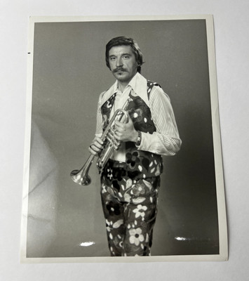''Doc'' Severinsen Tonight Show W/ Johnny Carson Press Photo Original Vintage