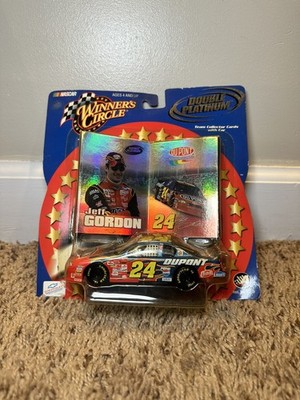 2001 CHAMPION NASCAR #24 Winners Circle Double Platinum Jeff Gordon 1:43 