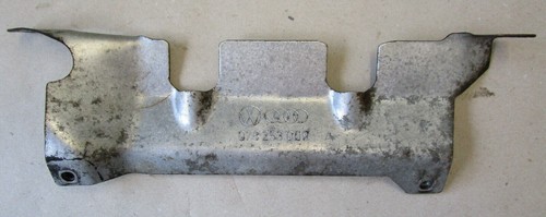 VW Passat 3B AUDI 80 A4 V6 Abdeckblech Hitzeschutzblech Abgaskrümmer 078253009A