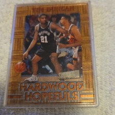 Topps 1997-98 Stadium Club Hardwood Hopefuls HH4 Tim Duncan San Antonio Spurs