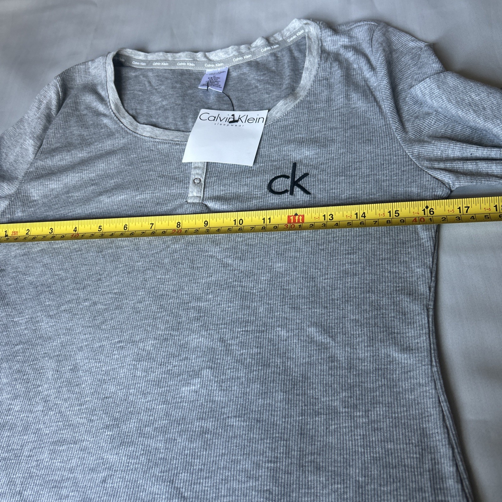 NWT $89 MSRP CALVIN KLEIN CK Women Size M Grey Sleepwear Set thumbnail 5