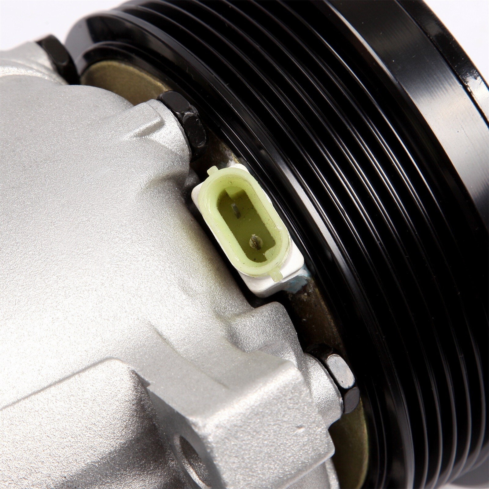 Fits 2004-2007 Chevrolet Optra 2006-2008 Suzuki Reno 2.0L A/C Compressor
